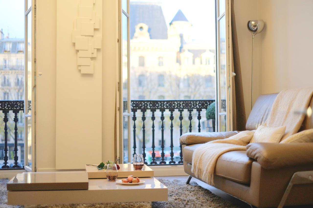 Two Bedroom Luxury - Balcony With View Of Notre Dame * Parijs