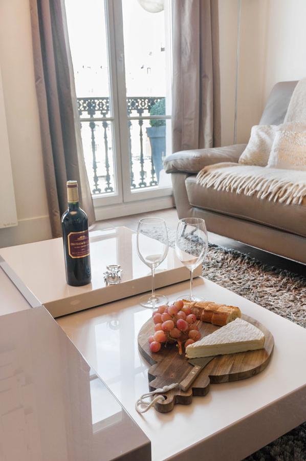 Two Bedroom Luxury - Balcony With View Of Notre Dame Apartamento *