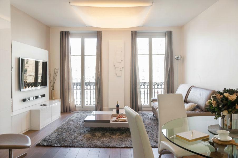 Two Bedroom Luxury - Balcony With View Of Notre Dame Parijs